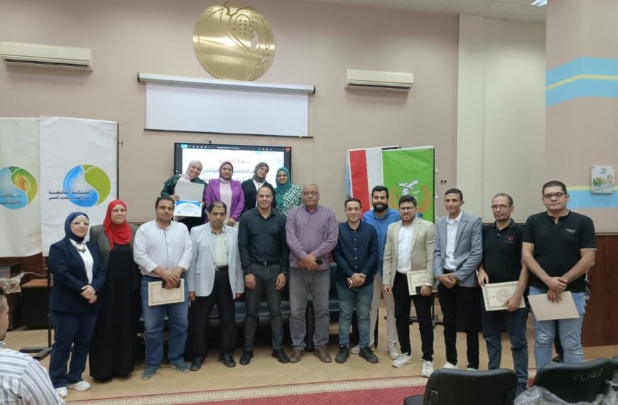 مياه المنوفية: تكريم المتفوقين باختبارات المسار الوظيفي للترقي بالشركة