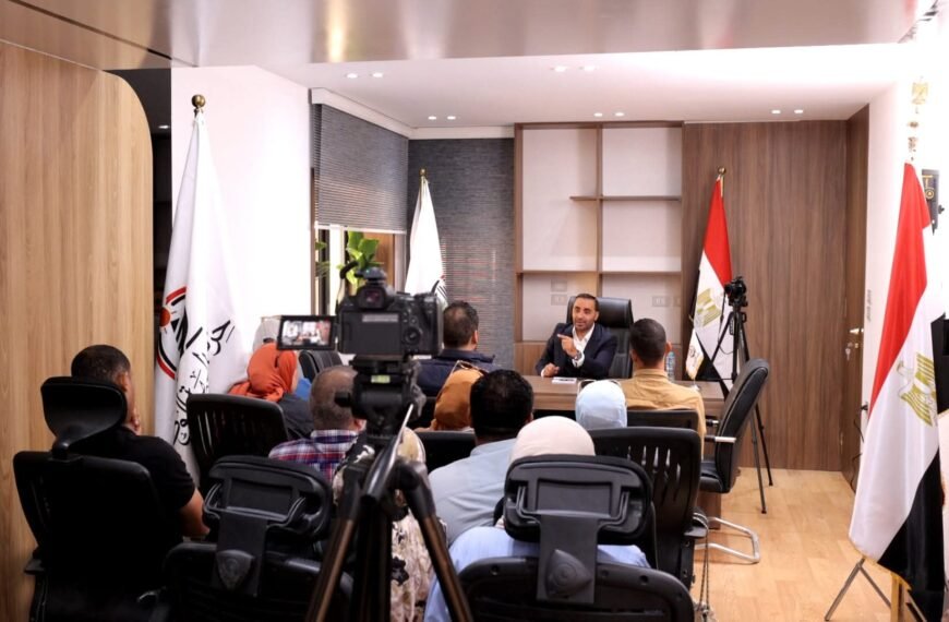 محمد صبحي مرشح الجبهة الوطنية بالمنوفية يعقد مؤتمرا صحفيا لعرض برنامجه الانتخابي