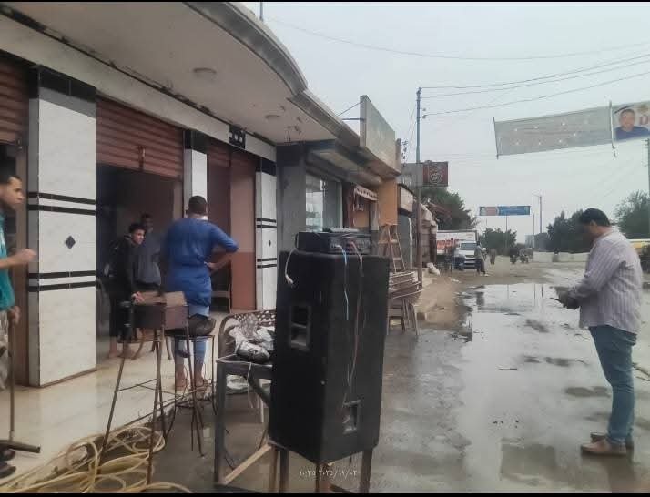 ضبط مواطن يقوم برش المياه بالشوارع العامة بمركز أشمون وتوقيع العقوبة عليه