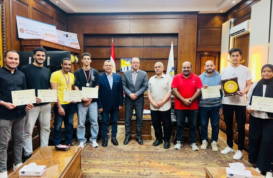 رئيس جامعة الدلتا التكنولوجية يكرم الفائزين فى الملتقى الرياضى والفنى لجامعات تحالف إقليم الدلتا