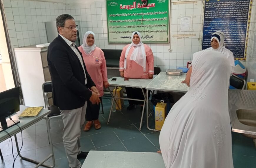 جولة مفاجئة لرفع كفاءة الخدمة الصحية بشبين الكوم وإحالة المتغيبين للتحقيق