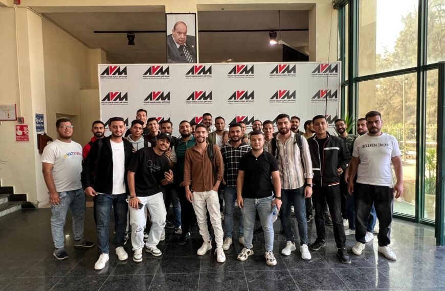 زيارة علمية ميدانية لطلاب برنامج تكنولوجيا الأوتوترونكس الى مصنع الأمل BYD لصناعة وتجميع السيارات