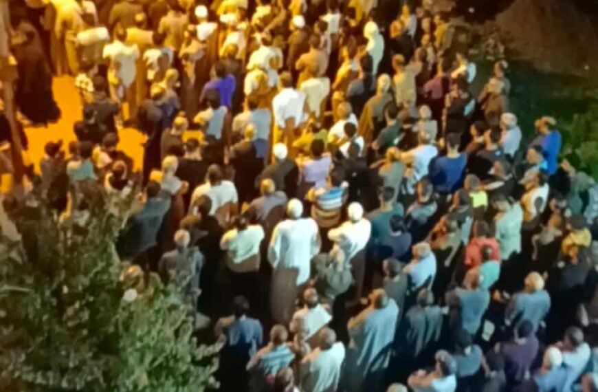 المئات يشيعون جثمان السيدة التي لاقيت مصرعها علي يد زوجها بمركز تلا