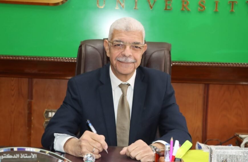 رئيس جامعة المنوفية يصدر قرارًا بتعيين الدكتور عصام أحمد البدري وكيل لكلية التجارة لشئون التعليم والطلاب