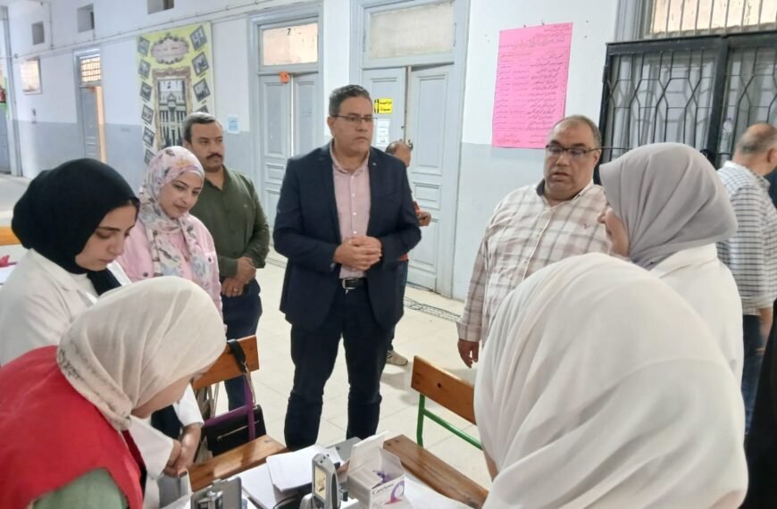 جولة ميدانية لوكيل الصحة بالمنوفية وانتشار فرق المبادرات داخل 192 لجنة لخدمة الناخبين