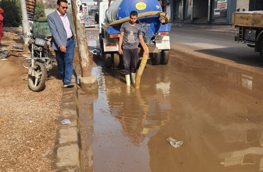 كسرين مفاجئين في خطوط المياه الرئيسية بنطاق حي غرب شبين الكوم