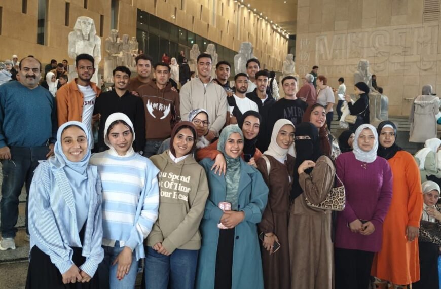 جامعة الدلتا التكنولوجية تنظم زيارات ميدانية لطلابها إلى المتحف المصري الجديد