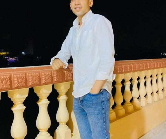 صعقته الكهرباء أثناء عمله.. مصرع شاب أثناء عمله بقرية سمان في المنوفية