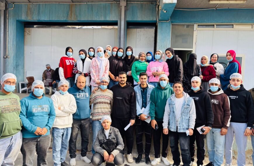 زيارات علمية ميدانية لطلاب جامعة الدلتا التكنولوجية بالمنطقة الصناعية بقويسنا