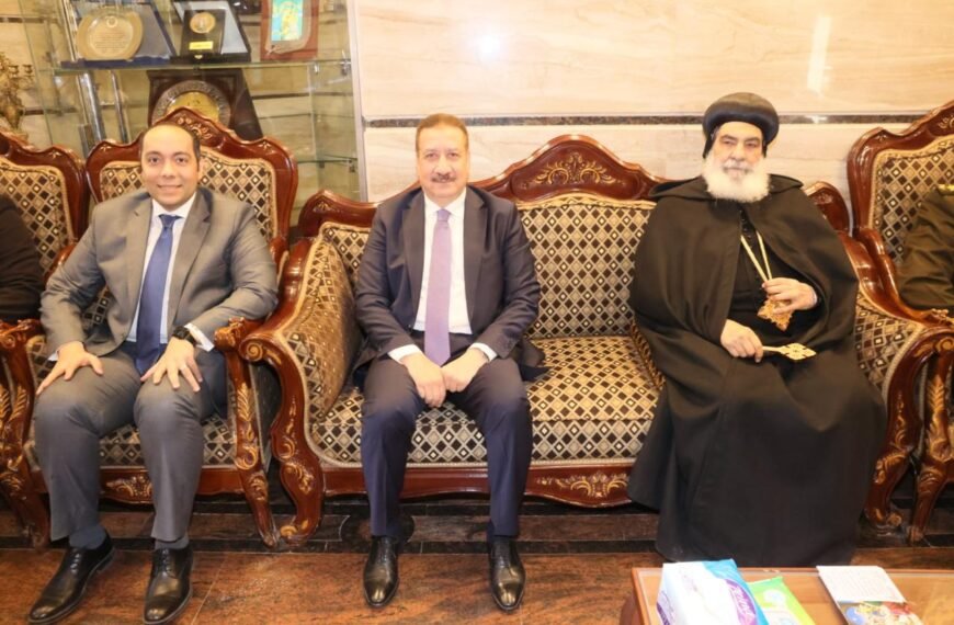 محافظ المنوفية يقدم التهاني القلبية لنيافة الأنبا بنيامين والأخوة الأقباط بمناسبة الاحتفال بأعياد الميلاد المجيدة