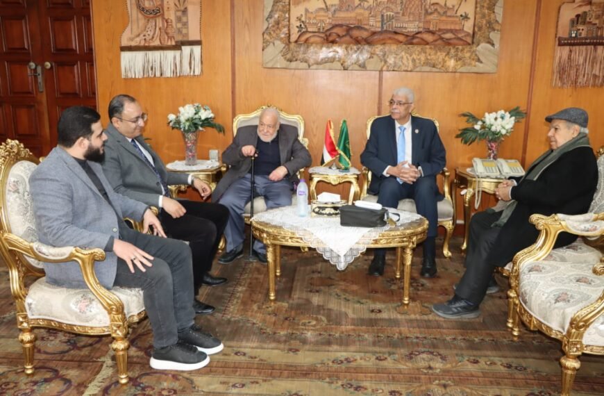 رئيس جامعة المنوفية يتابع تطوير مستشفى منشأة سلطان وتنفيذ مدينة جامعية لطالبات المعهد الفني للتمريض