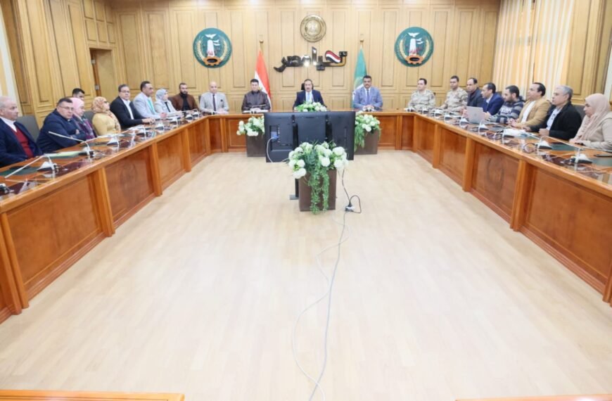 محافظ المنوفية يستعرض الموقف النهائي لاستلام مشروعات المبادرة الرئاسية “حياة كريمة”