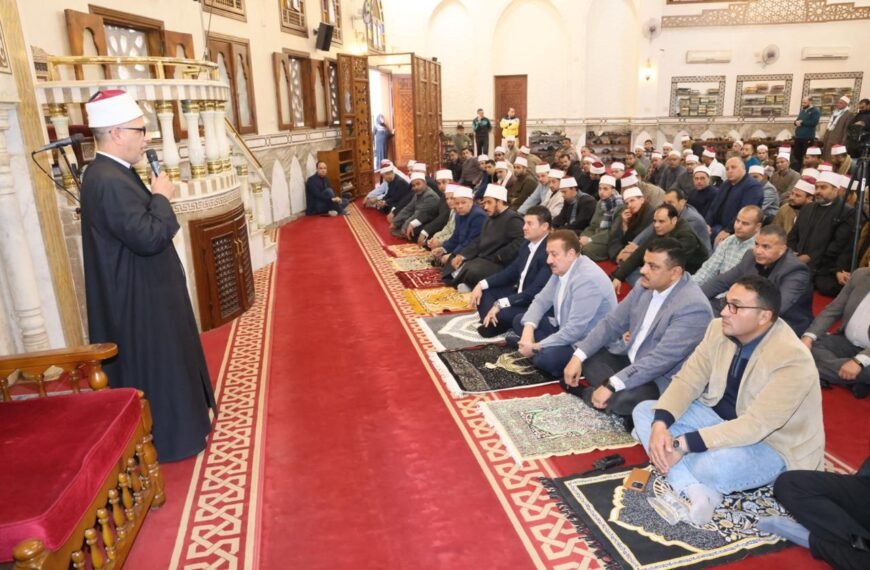 محافظ المنوفية يشهد الإحتفال السنوي بليلة النصف من شعبان بمسجد الرؤوف الرحيم ويهنئ أهالي المنوفية