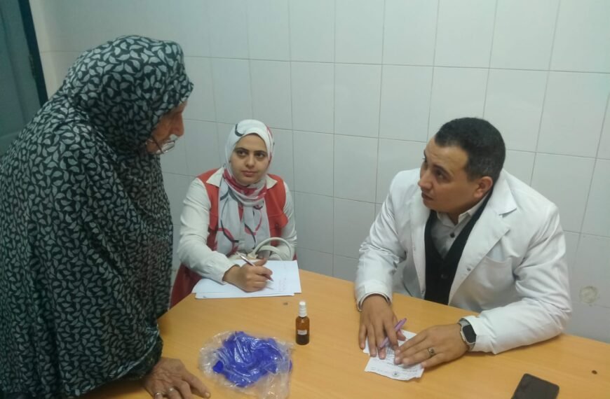 قوافل المنوفية في أسبوع حافل بالعطاء… الكشف على 696 مواطنًا بعدة مراكز وتحويل عشرات الحالات لاستكمال العلاج