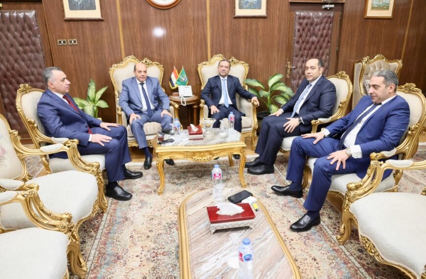 محافظ المنوفية يستقبل مدير الأمن علي هامش تقديم التهنئة بمناسبة توليه مهام منصبه الجديد