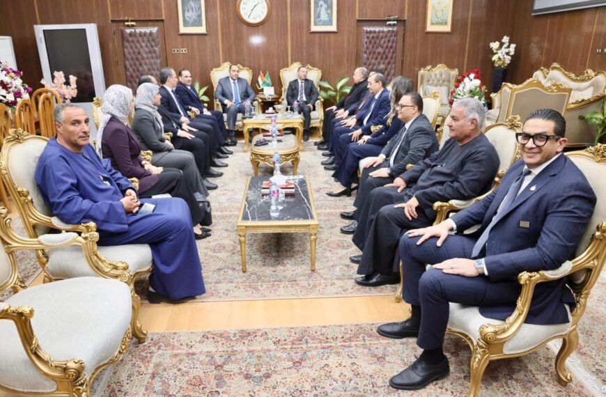 محافظ المنوفية يستقبل وفد قيادات حزب مستقبل وطن لتقديم التهنئة بتوليه مهام منصبه الجديد