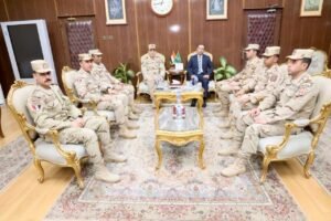 محافظ المنوفية يستقبل المستشار العسكري للمحافظة والوفد المرافق له لتقديم التهنئة بتوليه مهام منصبه الجديد