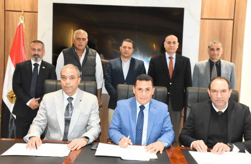 رئيس جامعة مدينة السادات يشهد توقيع بروتوكول للحد من ظاهرة الكلاب الضالة بمدينة السادات