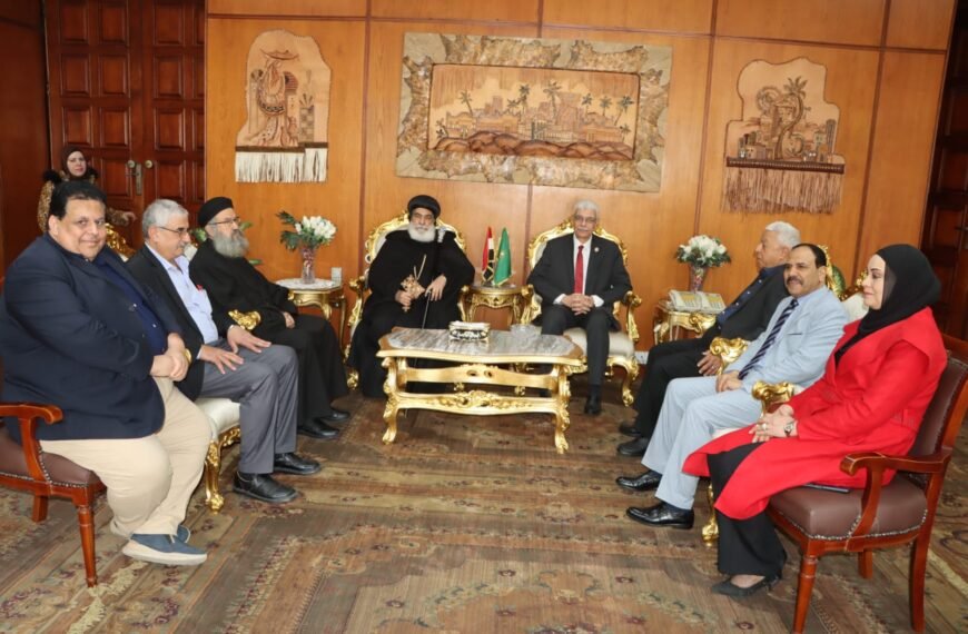 رئيس جامعة المنوفية يستقبل مطران المنوفية للتهنئة بعيد الفطر في أجواء من المحبة والوحدة الوطنية