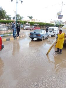 مياة المنوفية تتابع ميدانيا عمليات شفط تجمعات مياه الأمطار بمختلف أنحاء المحافظة