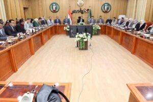 استعدادا لعيد الفطر المبارك .. محافظ المنوفية يترأس اجتماعًا موسعًا برؤساء الوحدات المحلية