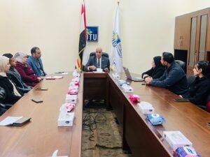 رئيس جامعة الدلتا التكنولوجية يؤكد دعمه الكامل للطلاب خلال لقائه باتحاد الطلاب ورواد ومقرري الأسر