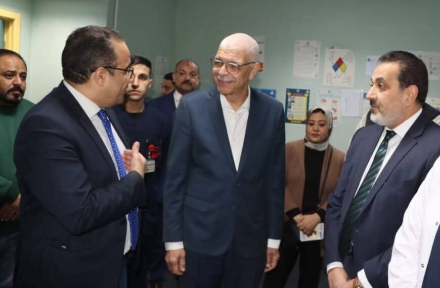 رئيس جامعة المنوفية يجرى جولة تفقدية ليلية بمعهد الكبد القومي…