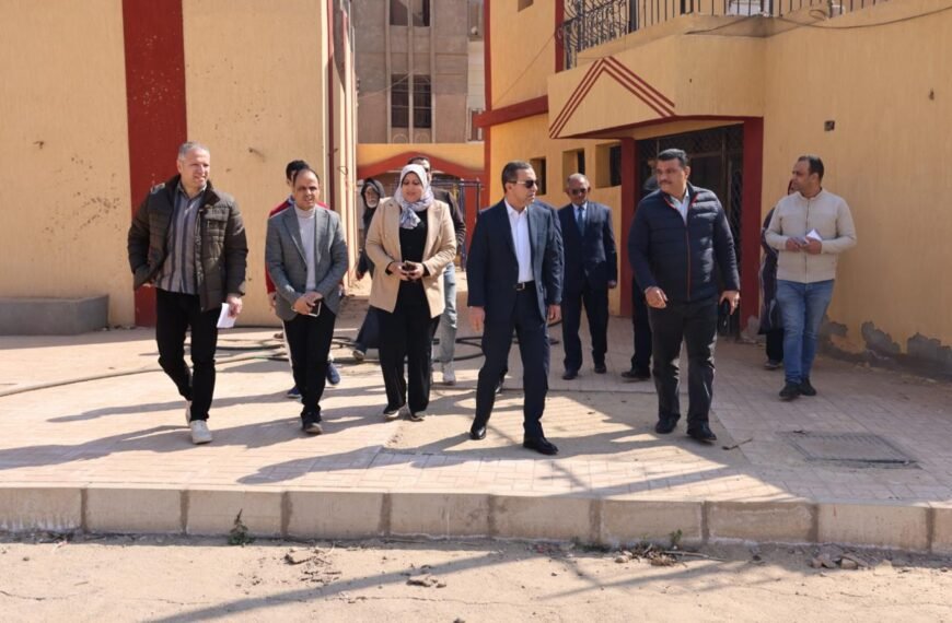 محافظ المنوفية يفاجئ مركز شباب أم خنان لمتابعة إنتظام سير العمل ويقرر استبعاد مدير المركز وإحالته للتحقيق