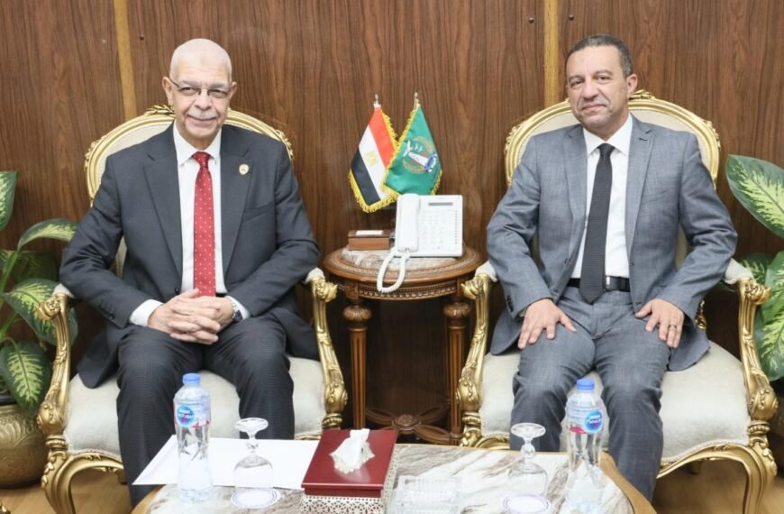 محافظ المنوفية يلتقي رئيس جامعة المنوفية و يناقشان سبل دعم خطط التنمية بعدد من القطاعات الخدمية