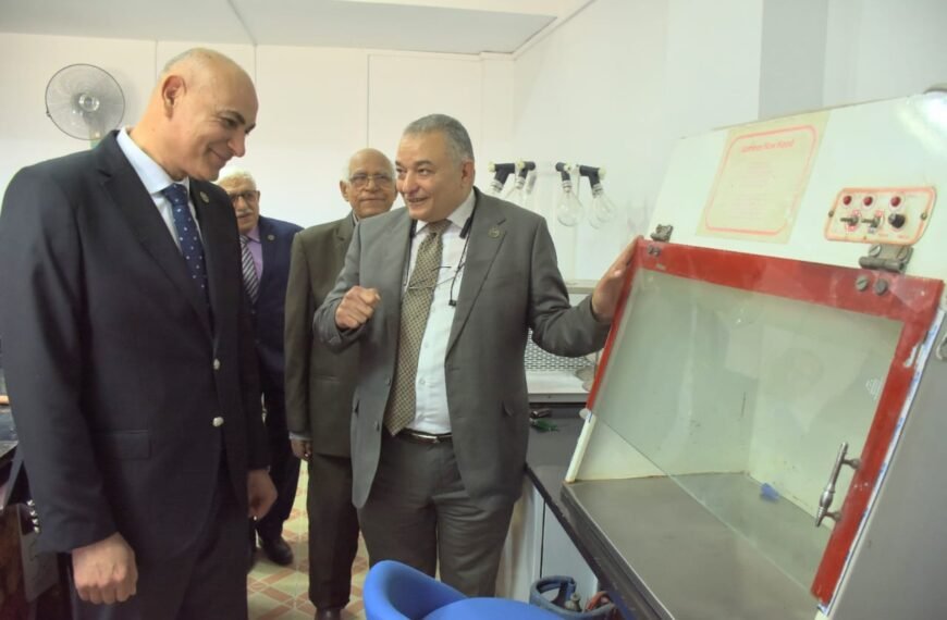 رئيس جامعة مدينة السادات يتفقد كلية التكنولوجيا الحيوية استعدادًا لإدراجها&hellip;