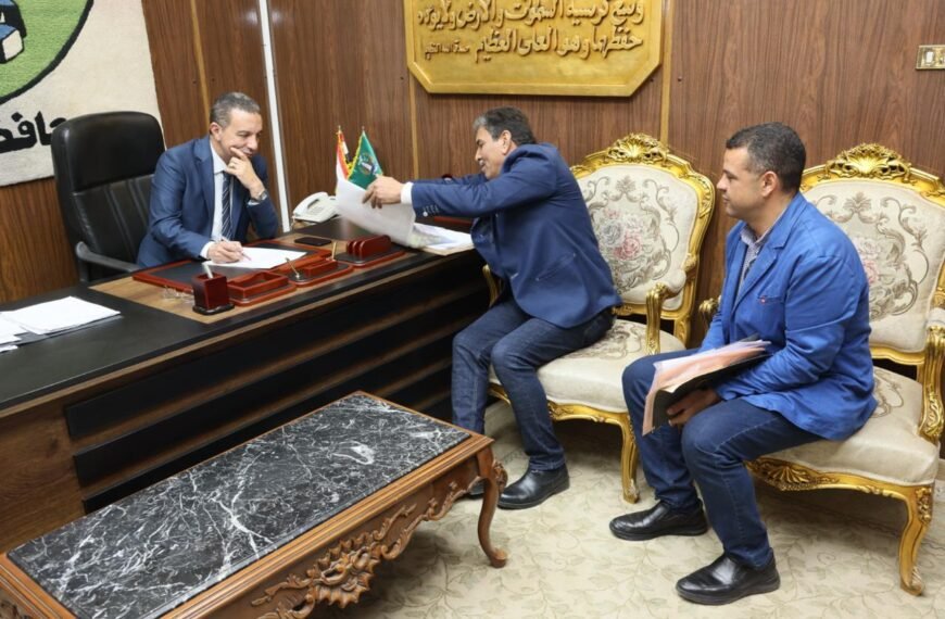 محافظ المنوفية يأمر بصرف مساعدة مالية عاجلة ومواد غذائية لحالة إنسانية