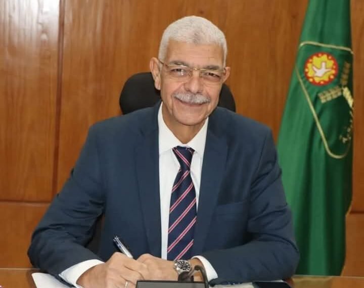 رئيس جامعة المنوفية يهنئ البابا تواضروس والأقباط بعيد القيامة وشم النسيم ويؤكد: وحدة المصريين أساس الاستقرار والتنمية