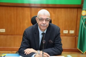 رئيس جامعة المنوفية يعقد اجتماعًا لمتابعة ملفات الجودة بكليات الحقوق والطب البيطري والإعلام