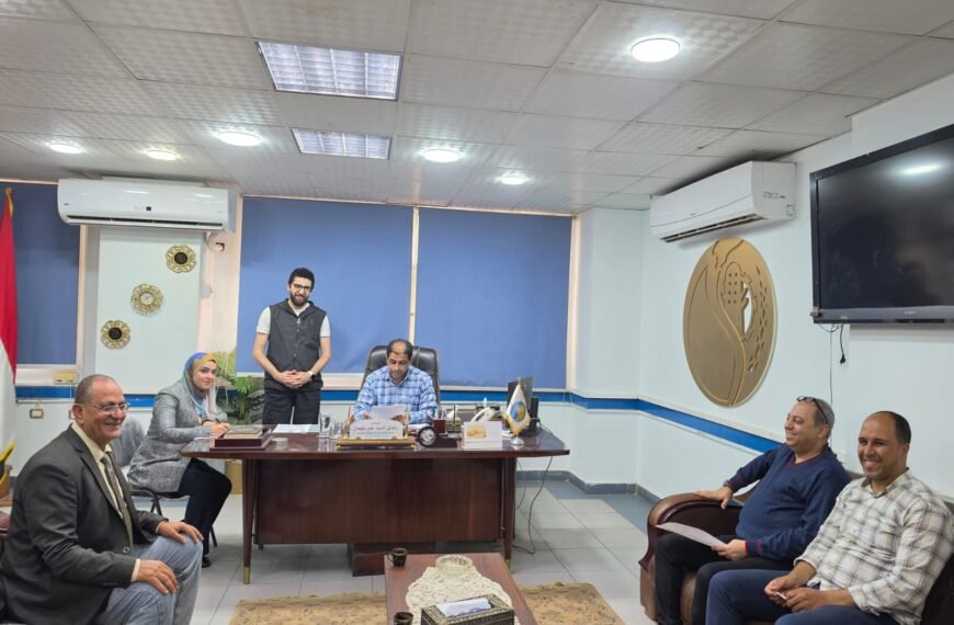رئيس شركة مياه المنوفية يبحث مع نواب المحافظة طلبات المواطنين