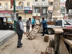 إزالات فورية لعدد من الاشغالات الثابتة والمتحركة خلال حملة مكبرة بالباجور وحي شرق شبين الكوم