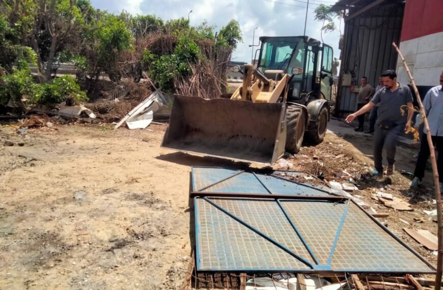 إزالات فورية في المهد لحالات تعدي على الاراضي الزراعية وأملاك الدولة ببركة السبع