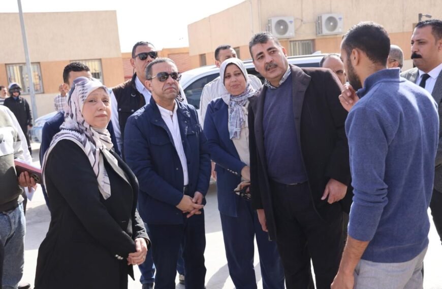 محافظ المنوفية يتفقد صوامع قويسنا الحقلية بسعة تخزينية ٢١٥ ألف طن استعداداً لاستقبال موسم حصاد القمح