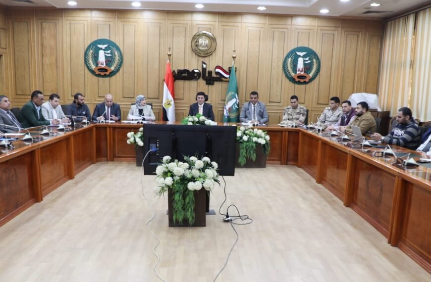 اجتماع تنسيقي لمناقشة نسب إنجاز تسليم مشروعات المبادرة الرئاسية ” حياة كريمة ” المنتهى تنفيذها بقري أشمون والشهداء