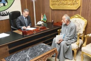 محافظ المنوفية يلتقي عدد من المواطنين ويوجه التخطيط العمراني والشئون القانونية بالفحص الفوري